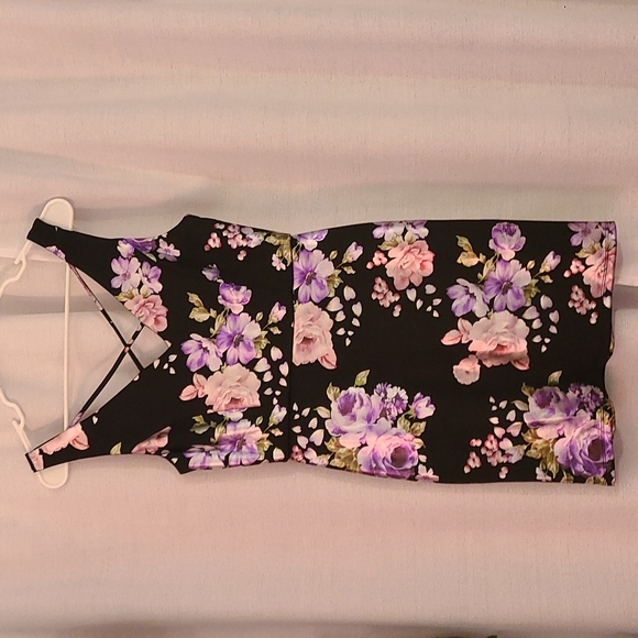 V neck cross front cocktail dress - Picture 1 of 6
